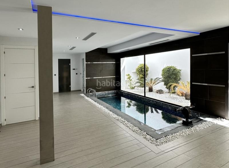 Foto aa2e9d0a-6697-4efd-aa37-a7aacc888ae6. Chalet con piscina in Centro Ciudad Xàbia