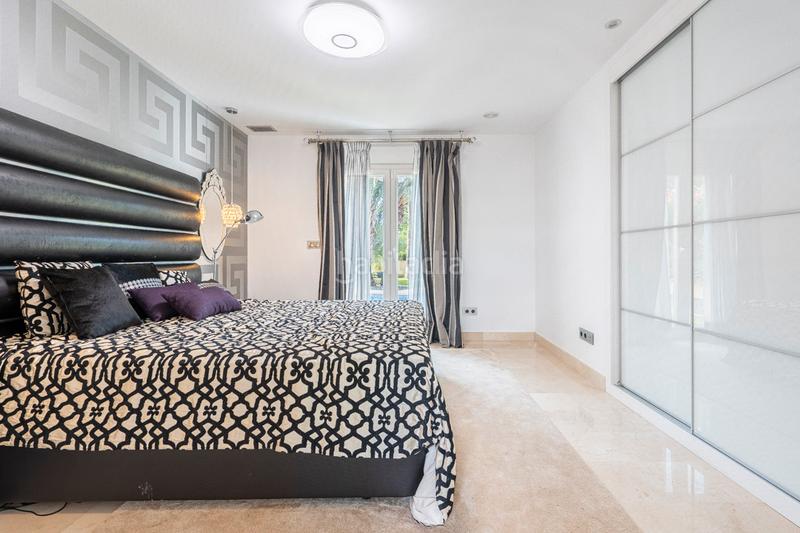 Foto 12643388-bfbd-4972-a111-33aaf10d5e66. Chalet with heating parking pool in Cala Advocat-Baladrar Benissa