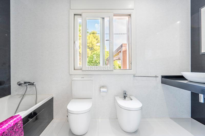 Foto 2db47536-91a4-404e-81b8-ae8b0237507d. Chalet with heating parking pool in Cala Advocat-Baladrar Benissa