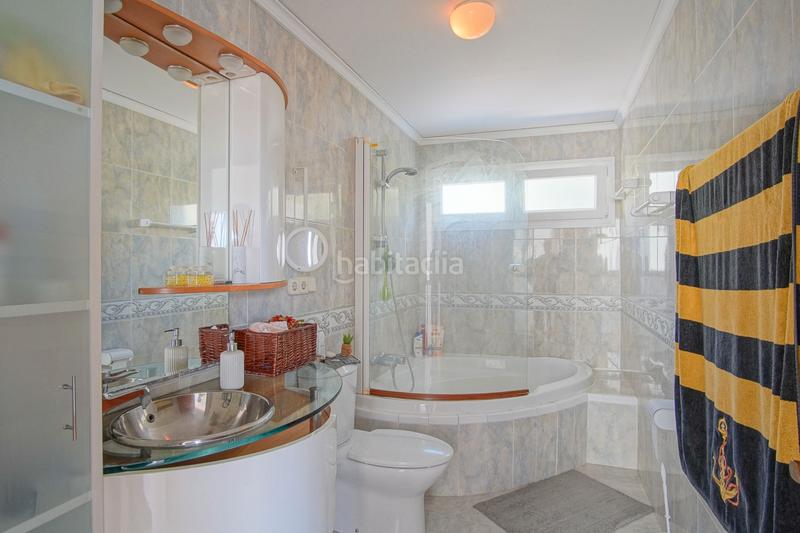 Foto d21ad23a-eff9-4560-bdab-c91c4a989b0f. Xalet amb calefacció aparcament piscina a Altea la vella Altea