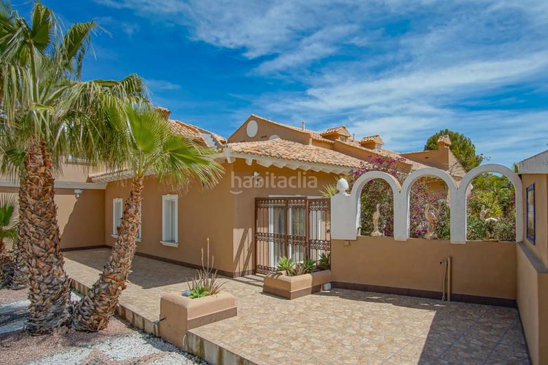 Foto a18121ee-a8a4-44f0-ad69-31e272da8f2a. Chalet con riscaldamento parcheggio piscina in La Nucia Pueblo Nucia (la)