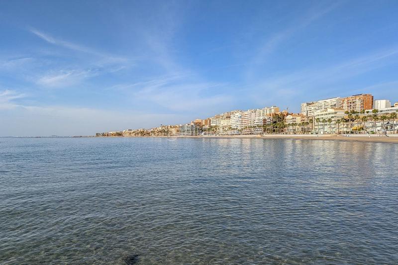 Foto d1bfa694-5871-442b-8488-f04d921cb0a0. Piso en Pueblo Acantilado-Lanuza Campello (el)