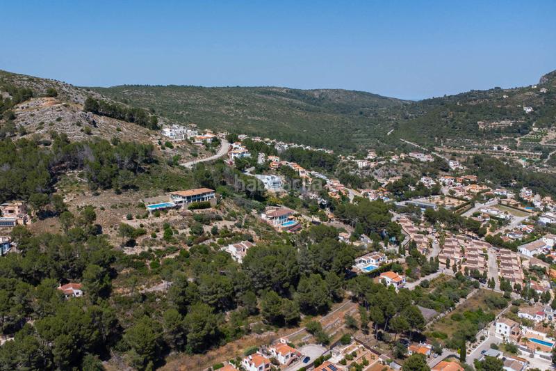 Foto 04947928-e1f7-4aea-b20b-b0dcce998447. Chalet avec parking dans Alcalalí