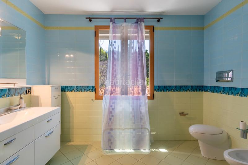 Foto e4f4ecaa-c00b-4328-8d6a-c80eeade2b82. Xalet amb aparcament piscina a Las Rotas / Les Rotes Dénia