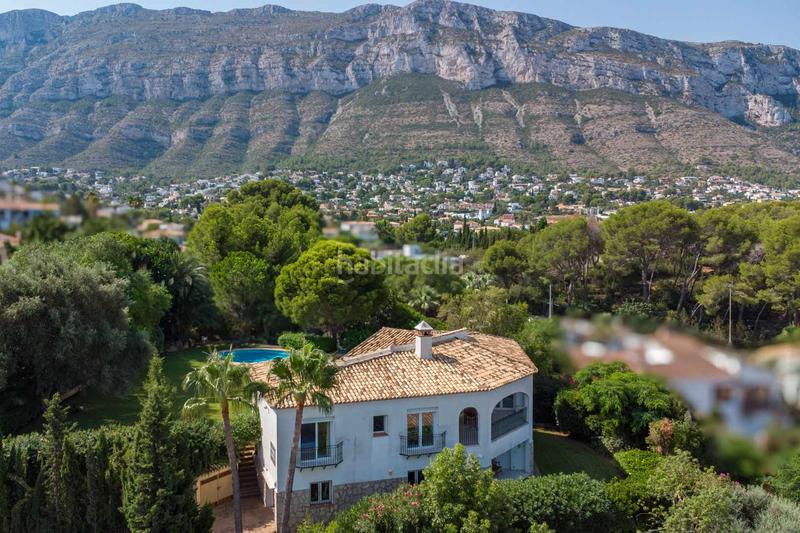 Foto 406650d3-f6fc-4f53-b8a1-e55573bbf0e9. Chalet mit heizung pool in El Montgó Dénia