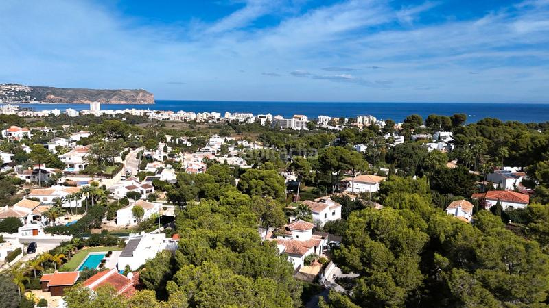 Foto b9342894-399e-4418-813c-abe65883a690. Chalet with pool in Centro Ciudad Xàbia