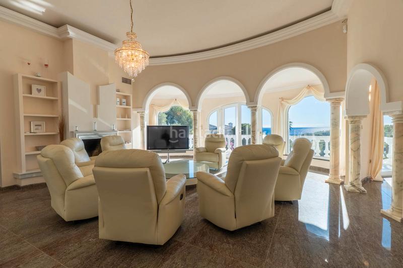 Foto 251cc7da-3981-4a6b-a44c-fc8b7ba530db. Chalet with heating parking pool in Cala Advocat-Baladrar Benissa