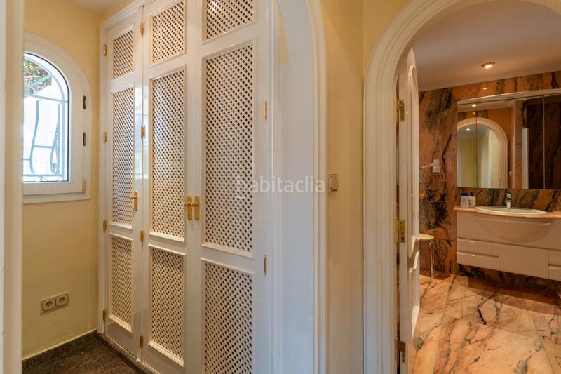 Foto 06328239-42f9-4428-9a21-a685142f1e41. Xalet amb calefacció aparcament piscina a Cala Advocat-Baladrar Benissa