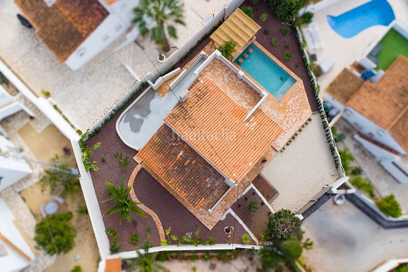 Foto c560911c-7d39-4090-933f-4602d89e0dd6. Xalet amb calefacció piscina a La Fustera Benissa
