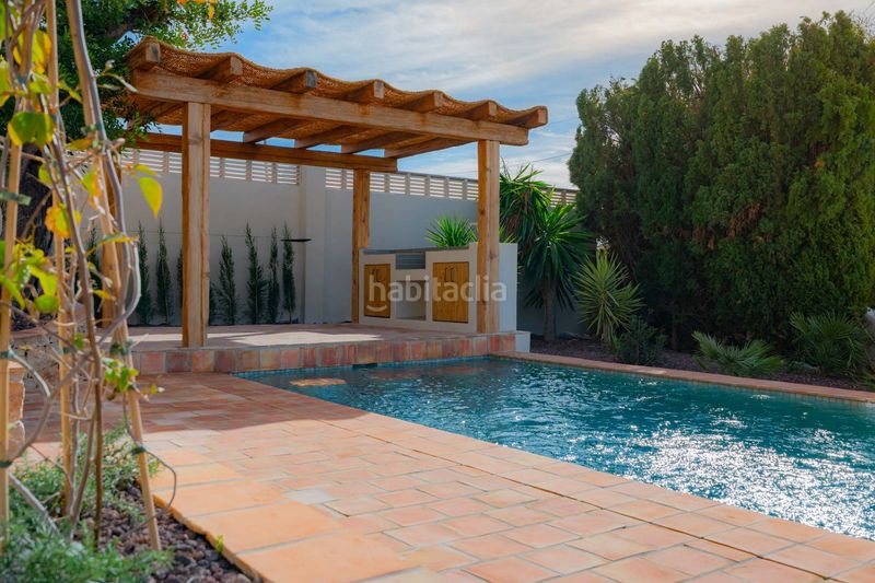 Foto cc98e968-7045-462f-a692-73212d86b6e9. Xalet amb calefacció piscina a La Fustera Benissa