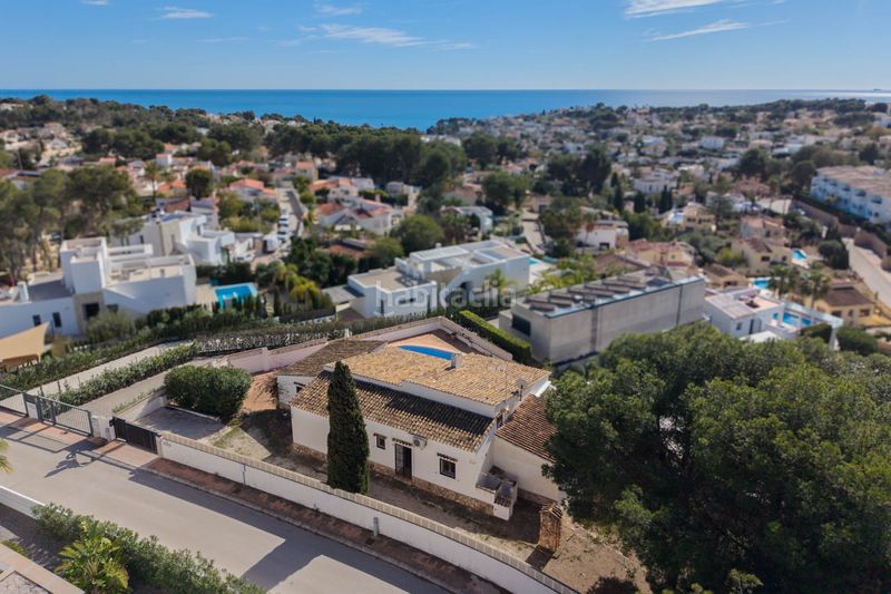 Foto 36676ac9-8759-4dab-85f4-1c2234b3294c. Chalet en La Fustera Benissa