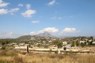Finca rústica a Centro Ciudad. Parcelas edificables en jávea con vistas a la montaña junto al p