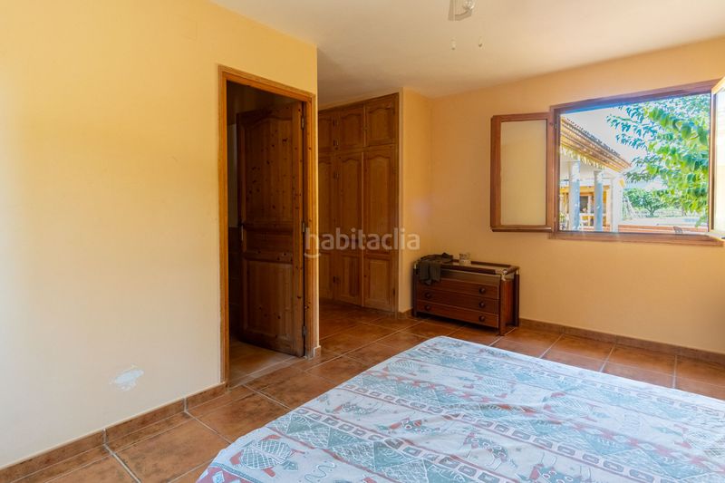 Foto b2f9836d-e3fe-4c5d-a3e3-b39aec157858. Xalet amb calefacció aparcament piscina a Centro Pedreguer