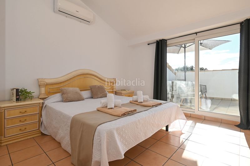 Foto 7a340f0d-aba6-4b03-b72a-b924a1a48c4b. Duplex con piscina in Poblets (els)