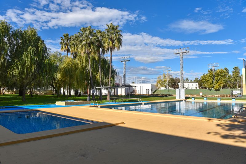 Foto b2edd30e-bfa3-4ac9-9030-21c8939e4396. Duplex con piscina in Poblets (els)