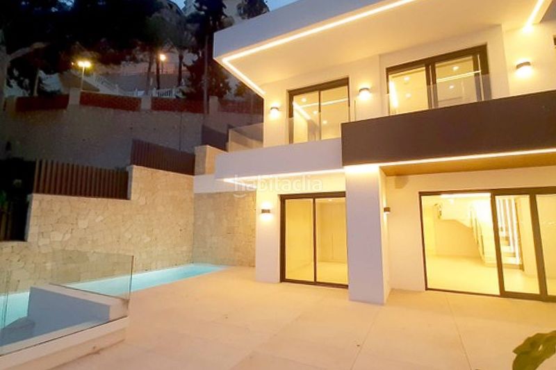 Foto 7e13e153-32e6-4f97-8d7e-b0b97a063d4c. Apartament amb calefacció aparcament piscina a Centro Urbano Benidorm