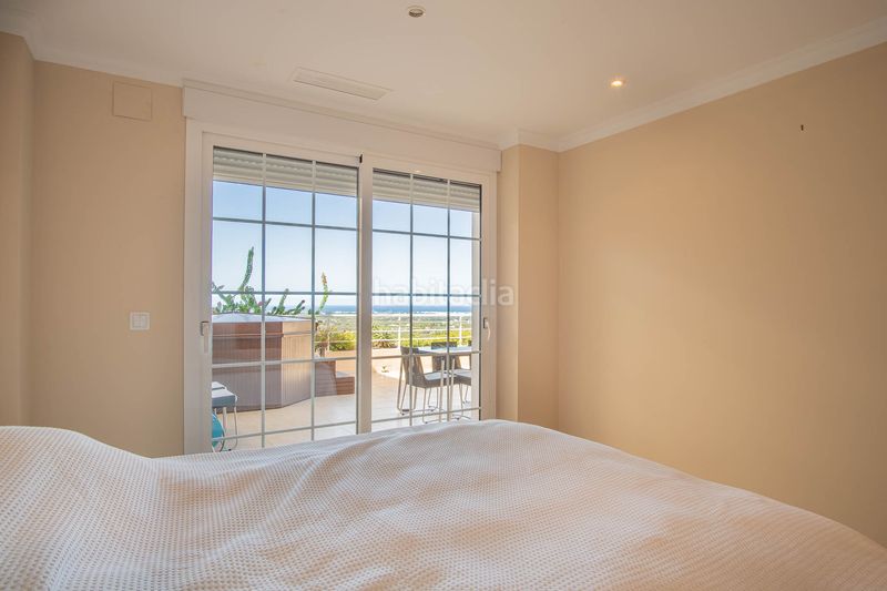 Foto deeabe54-a144-409b-a5be-0427646802b2. Apartament amb piscina a Centro Pedreguer
