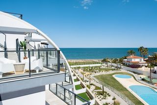 Apartament a Centro Urbano. Apartamento nuevo en dénia lujo y espacio