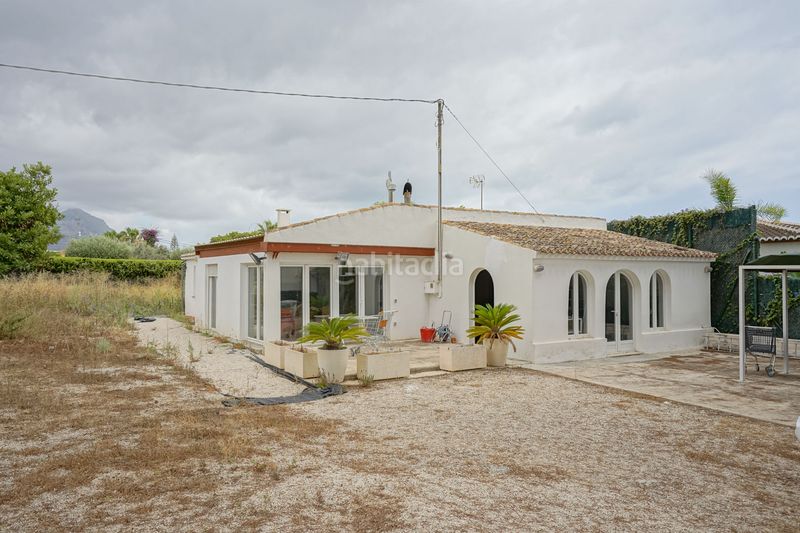 Foto b20142a2-f3a8-4308-a447-365b36456377. Finca rústica a Cala Advocat-Baladrar Benissa