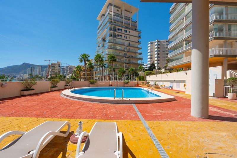 Foto c9e6f2ae-eebf-4788-95ea-292f9fea7cc2. Apartament amb piscina a Pueblo Calp