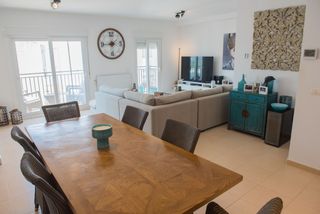 Apartament a Centro Ciudad. Apartamento totalmente reformado en el pueblo de javea
