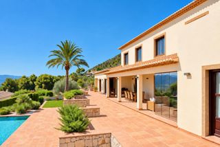 Chalet à Montgó - Ermita. Villa elegante en venta en jávea, al pie del montgó, con vistas