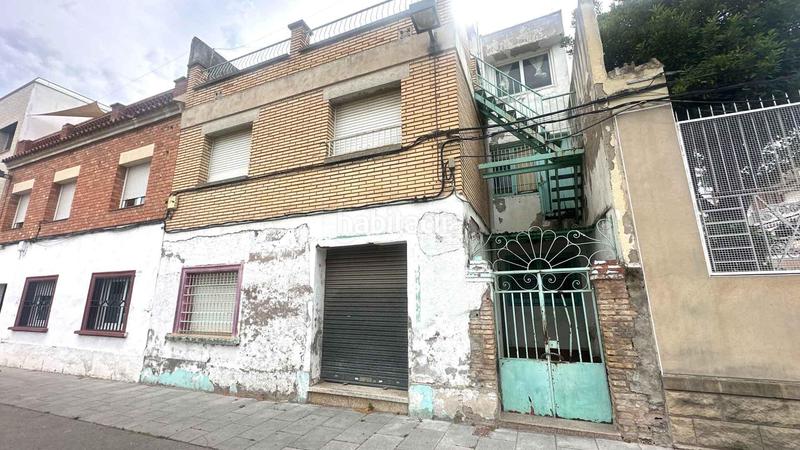 Foto cf7df190-4090-4576-a2c2-6e9274a682f1. Casa  en b. Poble Sec zona parc del xipreret en Igualada