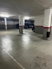 Aparcament cotxe a Avenida de balmes 28. Se vende pack plaza de parking y trastero en la av. balmes, 28,