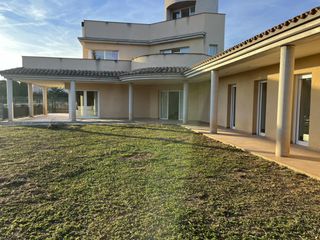 Maison à Jorba. Fantástica torre en venta con jardín en jorbaurb. pla de torruel