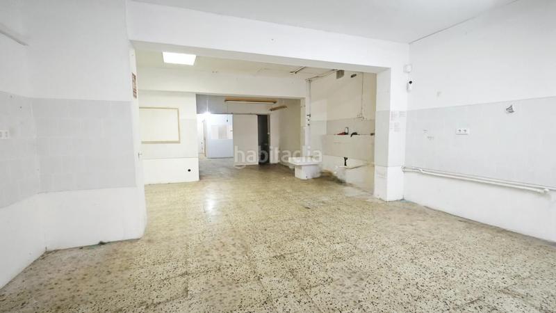 Foto d9d7c937-6c62-4cf6-8536-10e19d67d2fa. Business premise in carrer de salinas 10 in Vila de Gràcia Barcelona