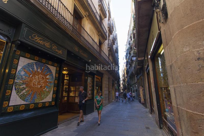 Foto 2f1f9776-2a4a-499e-9b3f-ab7123c18a78. Piso en carrer dels banys nous 14 totalmente reformado 93 m2!! en Barcelona