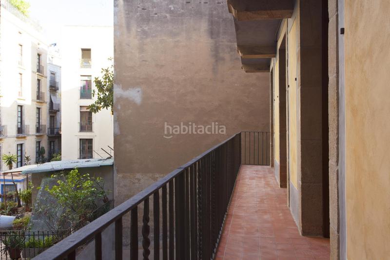 Foto 5804f56b-680d-44f3-9ac7-0ed488377a01. Piso en carrer dels banys nous 14 totalmente reformado 93 m2!! en Barcelona