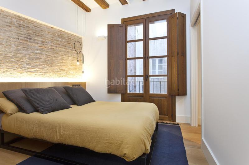 Foto 88073c63-4710-4ebf-8479-0bd770f9fc29. Piso en carrer dels banys nous 14 totalmente reformado 93 m2!! en Barcelona