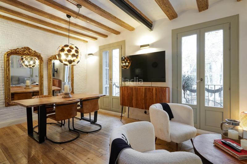 Foto 32fe4b1c-f87b-4f82-b2cd-b704db58323c. Pis a la rambla 54 a Gòtic Barcelona