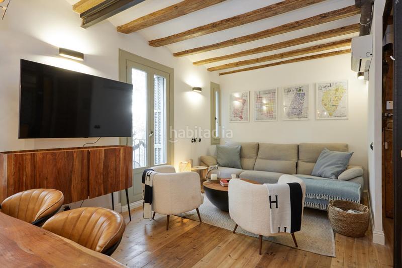 Foto 5ed3c4da-6e87-441a-a04e-3b312c80bd70. Pis a la rambla 54 a Gòtic Barcelona