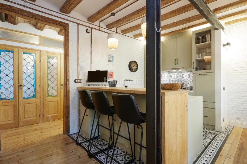 Foto 66c433f1-612a-477c-b66d-723a1f0c35c0. Pis a la rambla 54 a Gòtic Barcelona