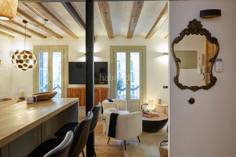 Foto ca15a470-69c9-483e-98d9-c43e43020d39. Pis a la rambla 54 a Gòtic Barcelona