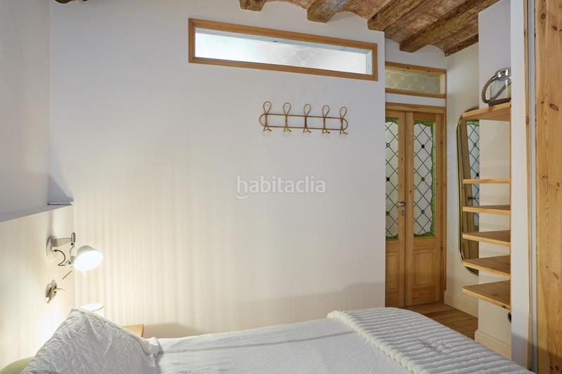 Foto d896febe-d9d2-4d91-9a92-768fa81aecff. Pis a la rambla 54 a Gòtic Barcelona