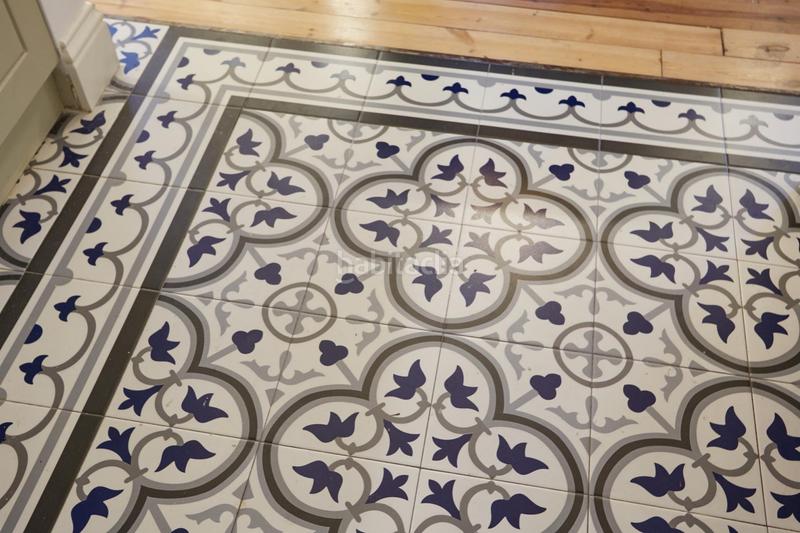 Foto fb53710c-e495-404a-9e73-89040d2265b4. Pis a la rambla 54 a Gòtic Barcelona