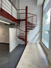 Local Comercial a Avinguda de la repblica argentina 281. Local 2 plantas 143 m2!!