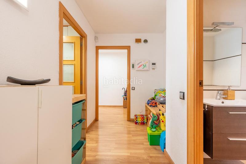 Foto 058d2e79-589f-4120-8af5-557013a83c57. Piso una ubicación con todo al alcance!! en Prosperitat Barcelona