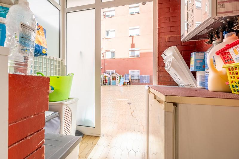 Foto 573d0454-b6d1-4918-a50f-8c840aa765ff. Piso una ubicación con todo al alcance!! en Prosperitat Barcelona