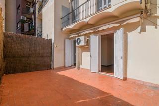 Appartement  Carrer de valència 180. Vivienda 93m2 finca regia terraza!!