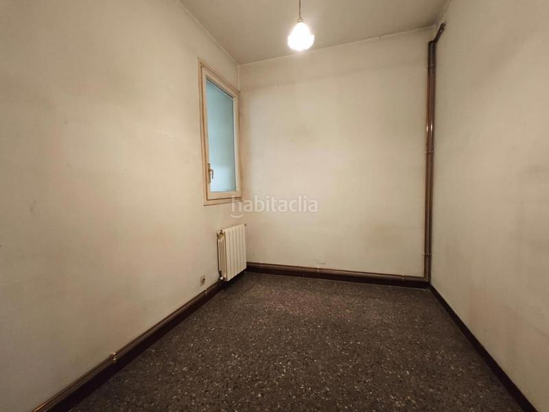 Foto c6cba3eb-a91d-46a8-80e5-8c815323d6aa. Pis a carrer de l'alzina 48 a Vila de Gràcia Barcelona