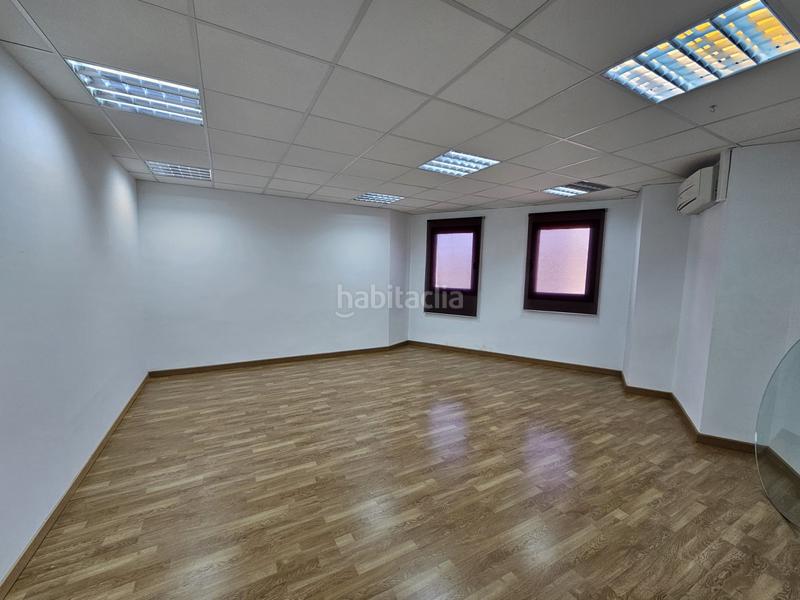 Foto e3c5a3c8-46e1-44d1-9871-072fd349a538. Lloguer oficina a Centro - Casco Antiguo Torrent