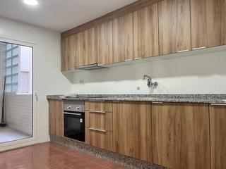 Miete Etagenwohnung in Zona Avenida al Vedat. Piso en alquiler  junto al metro avenida
