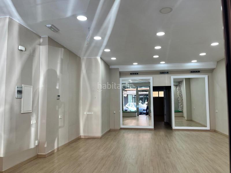 Foto c2c1ca12-6eb0-43e1-86c1-08fdbb0533f7. Location local commercial dans Zona Avenida al Vedat Torrent