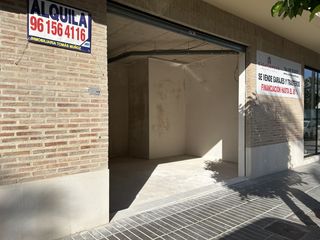 Lloguer Local Comercial  Torrent - cl comare pilar marti hdez. Alquiler de local comercial amplio y luminoso  de 166 m2 en torr
