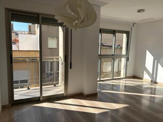Pis en Carrer cervantes 1. Casas para vivirlas inmobiliaria les presenta esta maravillosa v