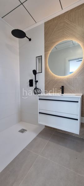 Foto 205e6eac-d309-497c-b1c2-af4c07728c25. Xalet amb calefacció aparcament piscina a balcón de Finestrat-terra marina Finestrat